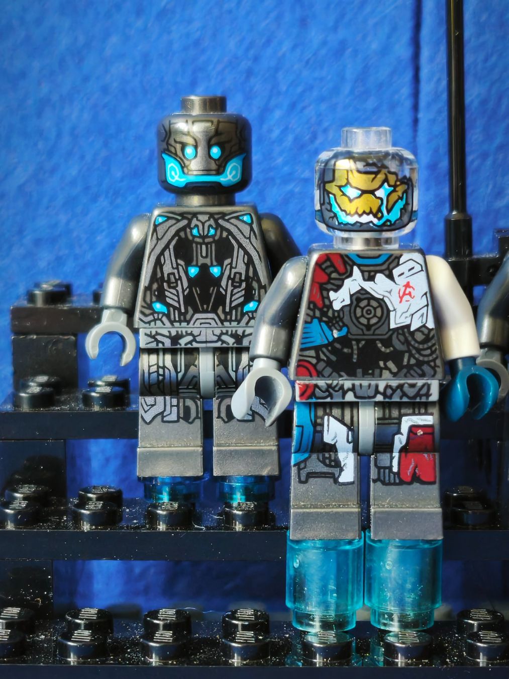 Lego Spielzeuge: Lego, Marvel Super Heroes , verschiedene Ultron Figuren – Gebraucht aus Emmenbrücke von Seppali 1