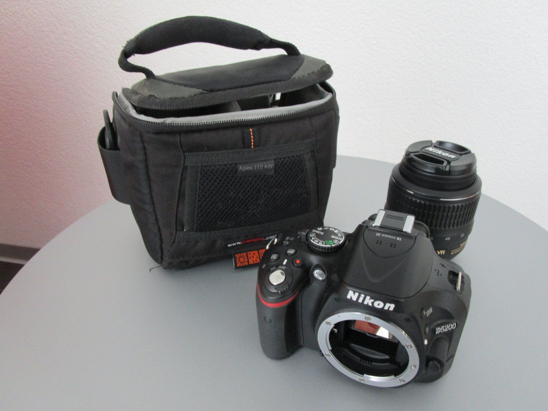 Nikon Fotocamera: Spiegelreflexkamera NIKON D5200 – Usato da Lengnau BE venduto da ber_yhl5
