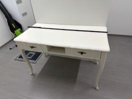 Schreibtisch weiss mit zwei Schubladen guter Zustand