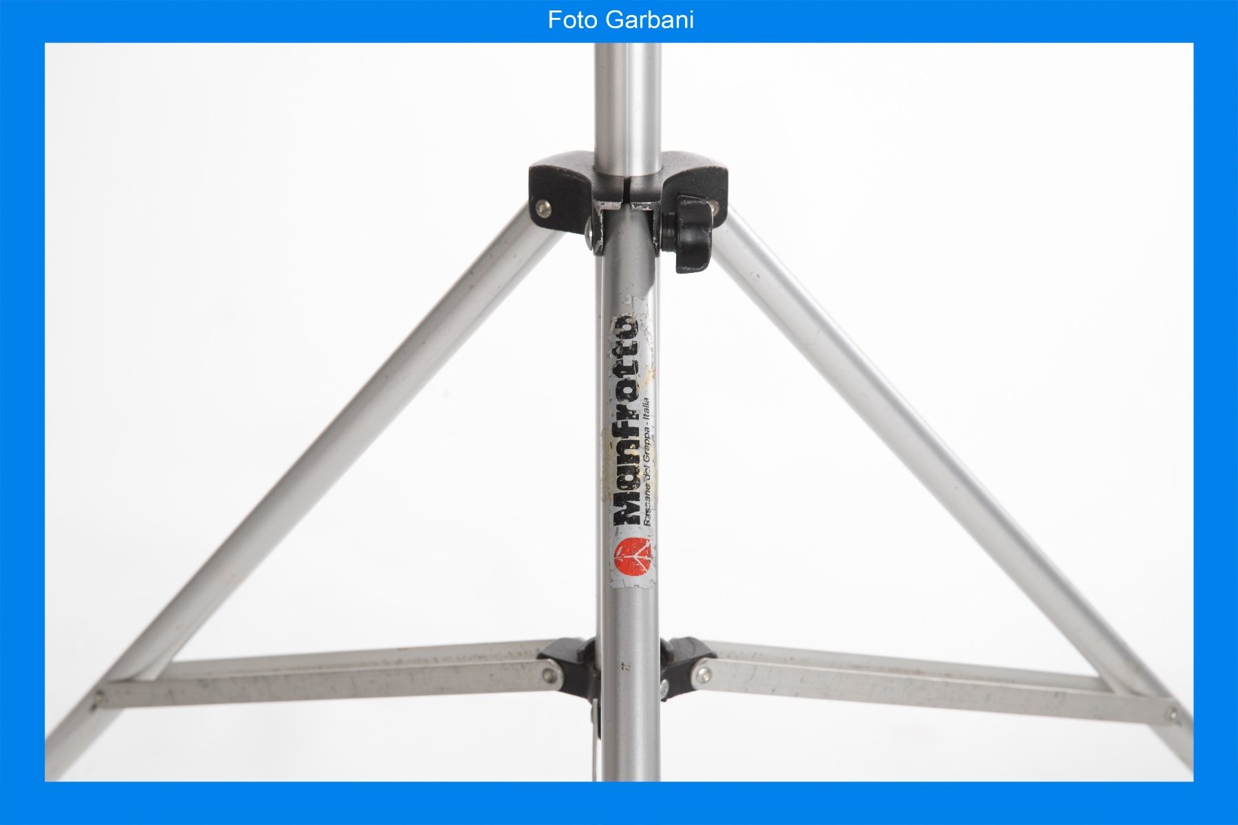 Chevalets: Manfrotto cavalletto per luce studio – D'occasion à Muralto par FotoGarbani 1