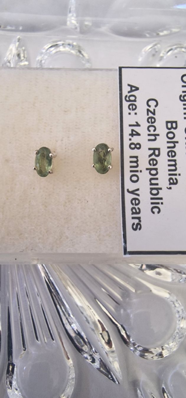 Pierres précieuses: Moldavite  – D'occasion à Altstätten SG par dha_q6cm 1
