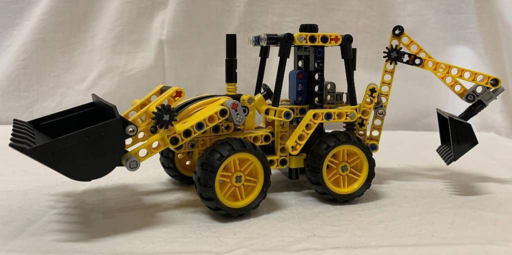 Lego Kit di costruzioni: Lego Technic Mini Baggerlader – Usato da Meikirch venduto da meineangebote