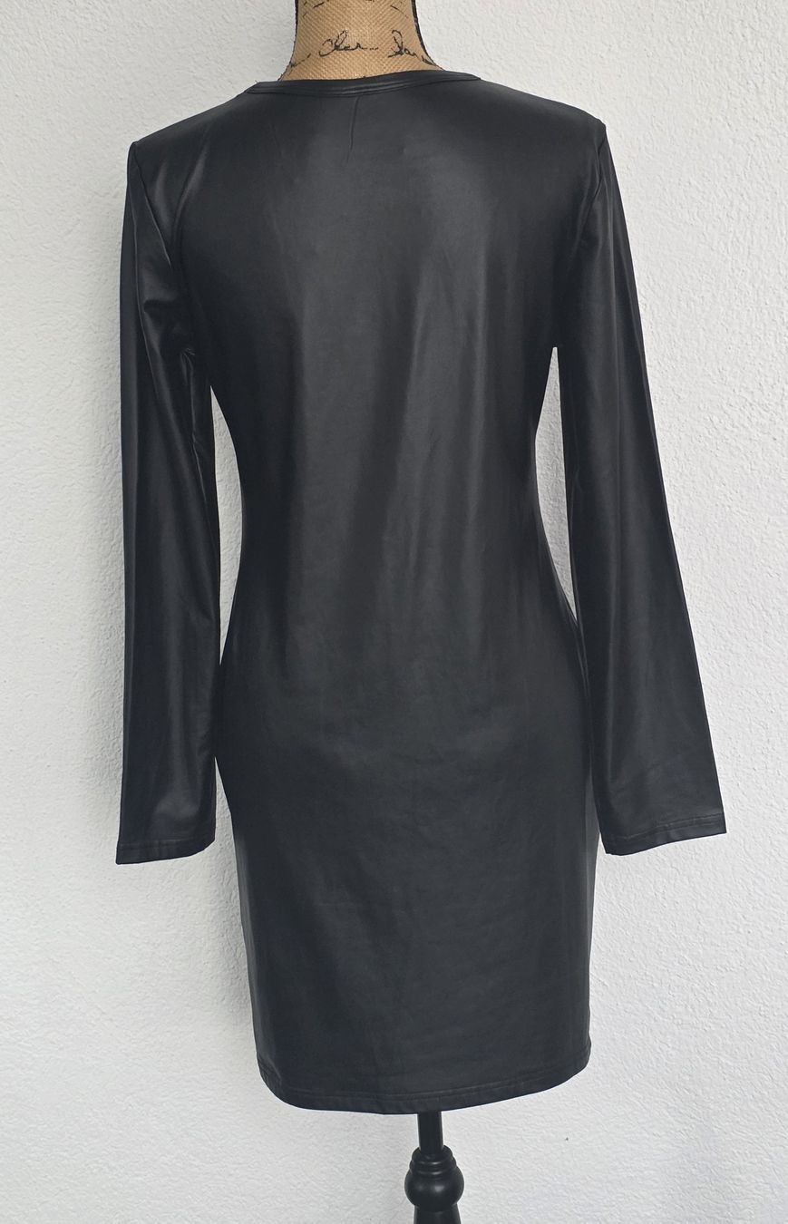 Kleider: Schwarzes Kleid in Lederoptik, Grösse L – Gebraucht aus Rheinsulz von Gilea 3