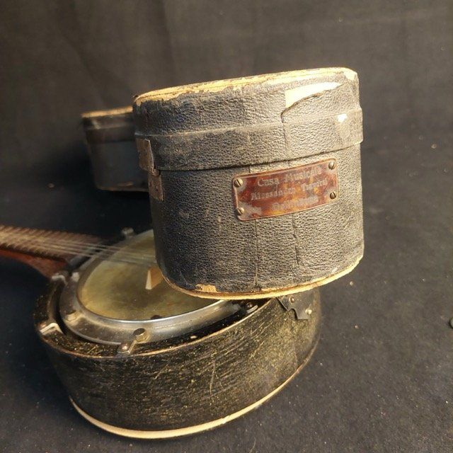 Strumenti musicali: Antike Banjo-Mandoline mit Originalkoffer - Ticino – Difettoso da Zürich venduto da Ricardo_Noname 4