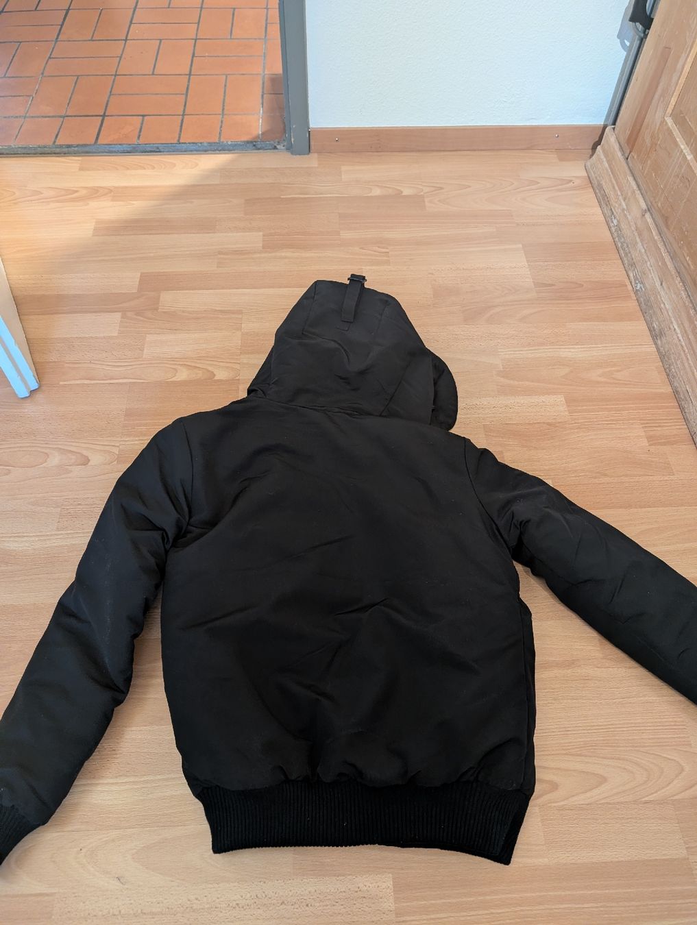 Superdry Jacken: Winterjacke warm – Gebraucht aus Chur von jen_n6bd 4