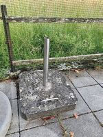 Beton Sockel für Sonnenschirm