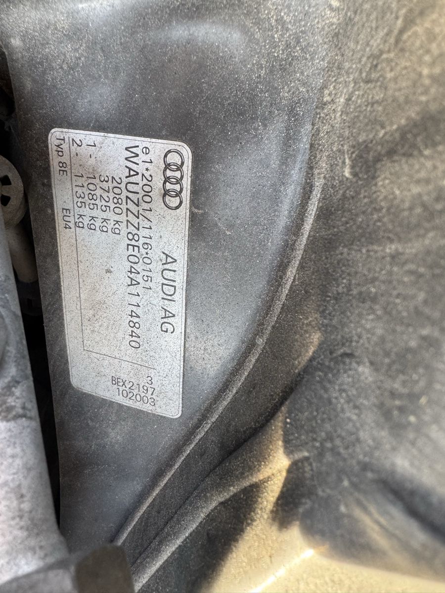 Audi Automobili: Audi A4 Avant, 1.8T Quattro – Usato da Einsiedeln venduto da Marty.S 5