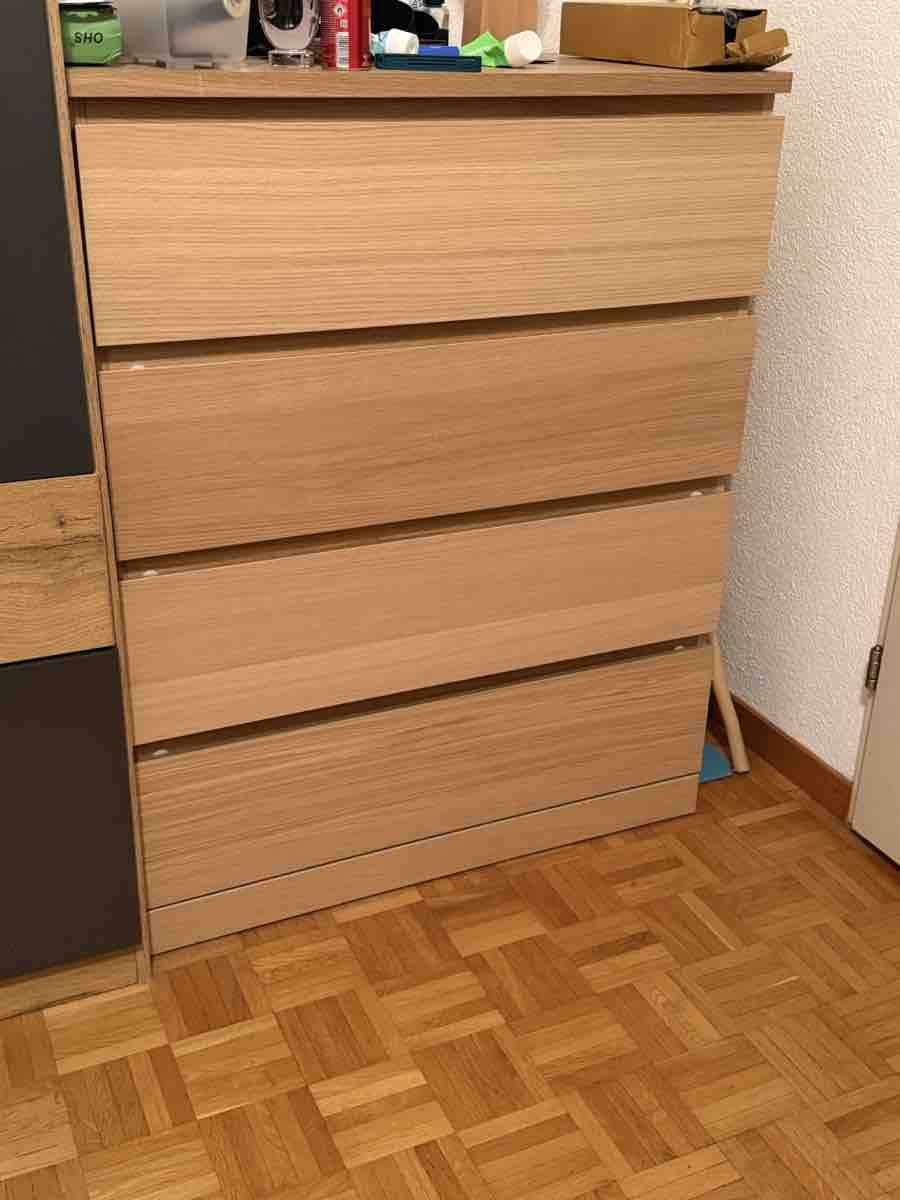 Ikea Cassettiere: Malm Kommode mit vier Schubladen – Usato da Dietikon venduto da Nieselchen