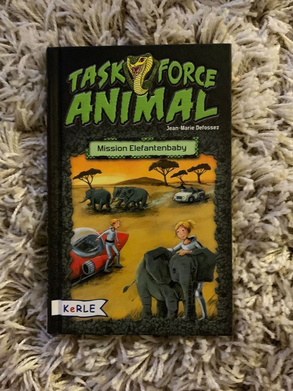 Libri: Task Force Animal – Usato da Mauren venduto da SB1606