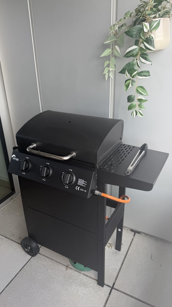 Grils: Gasgrill BBQ: 2x gebraucht – D'occasion à Ostermundigen par Joel_2618