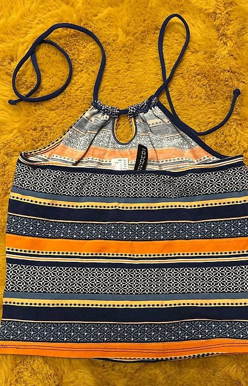 Tops: Top XS – Gebraucht aus Rüthi (Rheintal) von ine_98z7 1