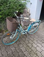 Vintage Damenvelo, Korb, Licht & Gepäckträger– fahrbereit