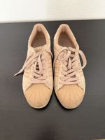 Adidas Superstar beige sneakers, size 38 2/3- great conditio