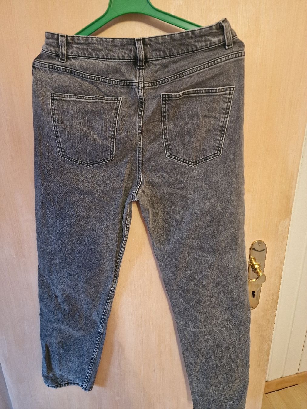 Vero Moda Jeans: Veromoda Jeans, grau – Nuovo (secondo la descrizione) da Winterthur venduto da Winti1993 2