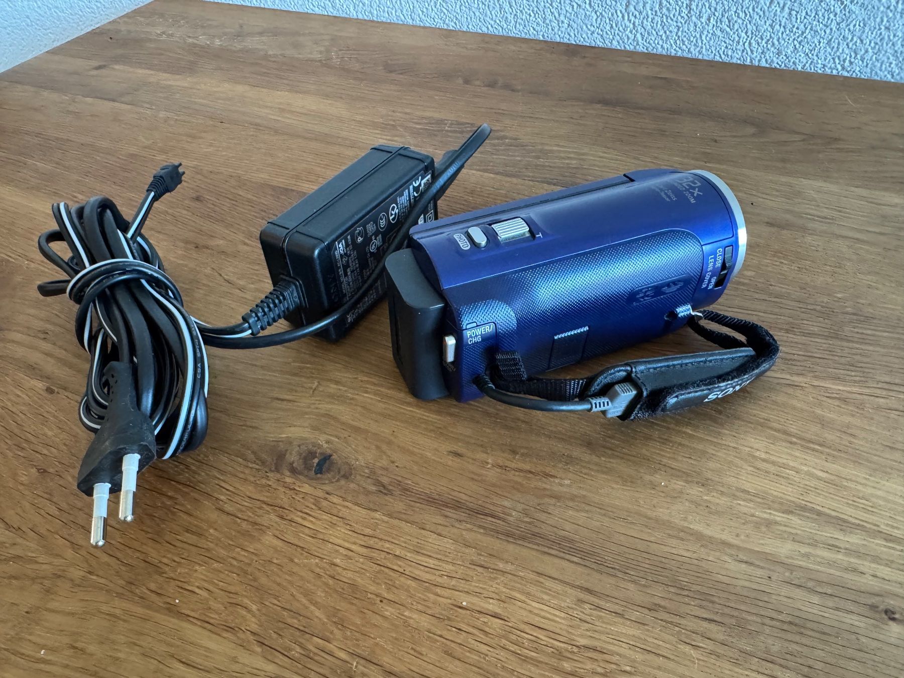 Sony Videocamere: SONY Camcorder HDR CX-220 – Nuovo (secondo la descrizione) da frauenfeld venduto da pipi018 6