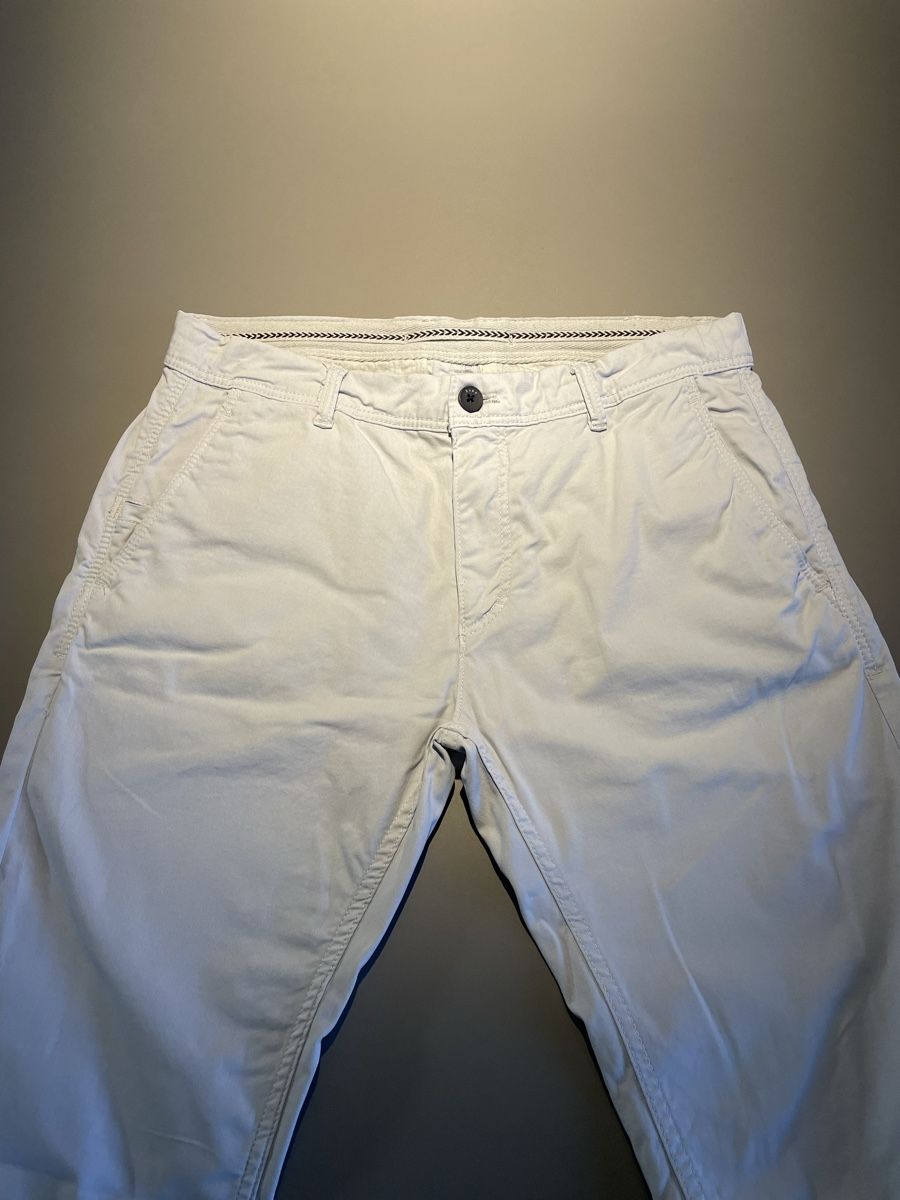 Zara Pantaloni: Zara Herren Chino Grösse 31 – Usato da Regensdorf venduto da Lacosteplayer