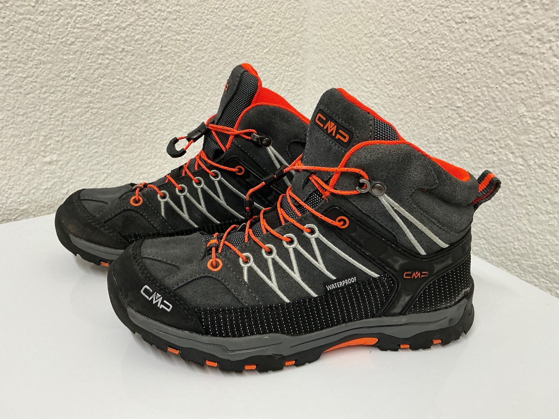 CMP Scarpe da donna: CMP Damen Moon Mid WP Wanderschuhe Trekkingschuhe - Gr.37 – Usato da Siebnen venduto da mac_8tmv