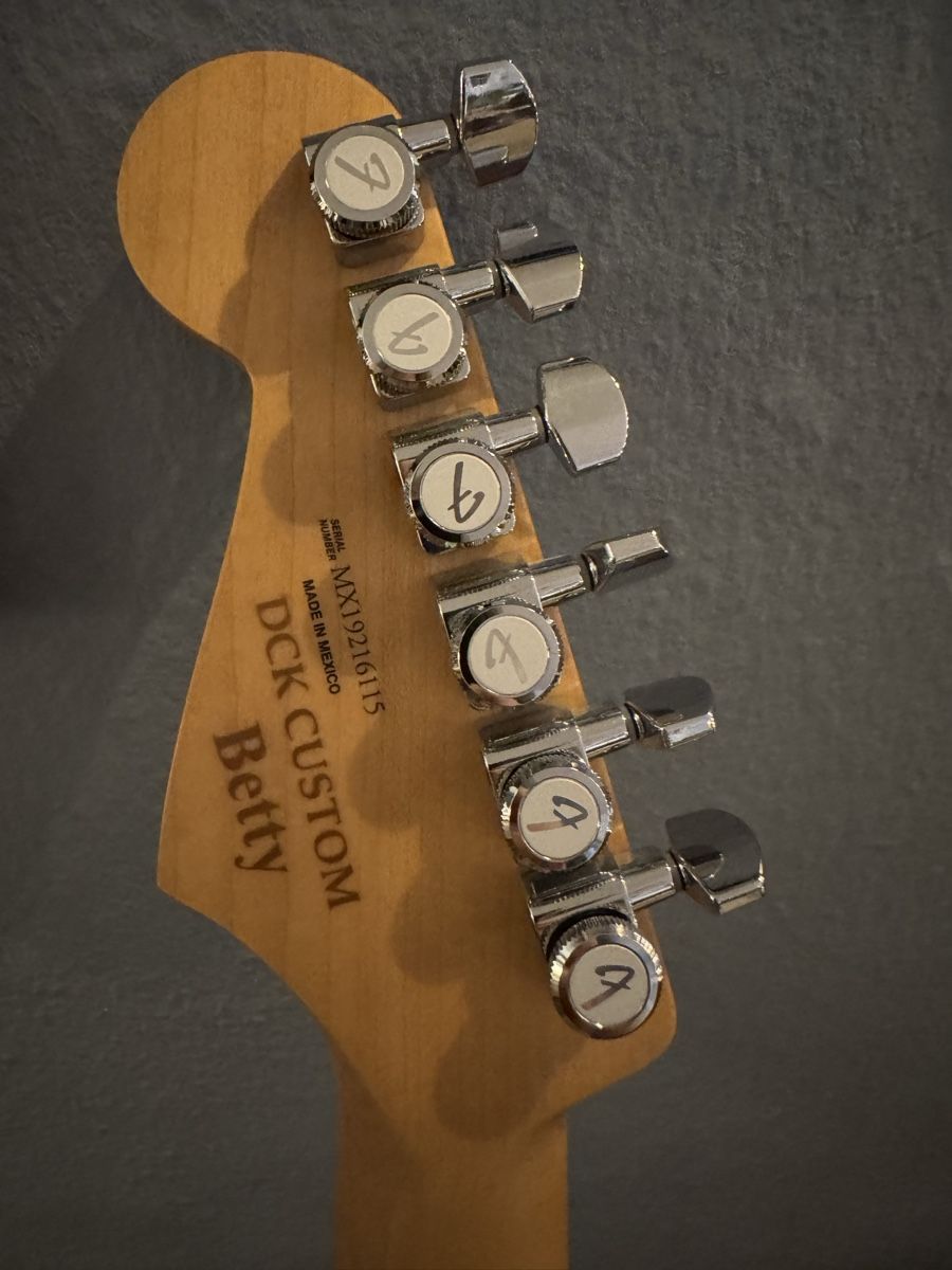 Fender Strumenti musicali: Fender Stratocaster DCK Custom Heavy Relic Einzelstück – Usato da Rheinfelden venduto da dkkorn78 7