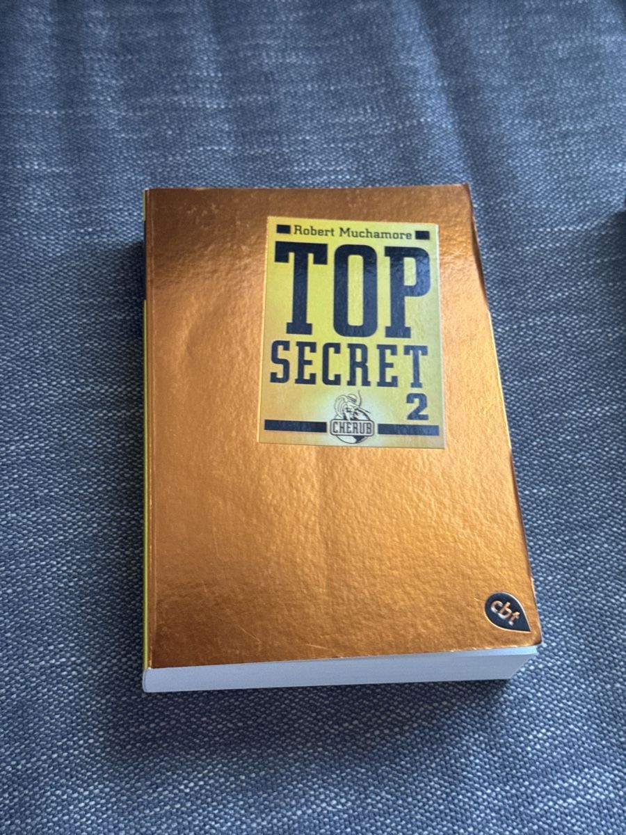 Libri: 3 Top Secret Bücher – Usato da Schötz venduto da hofri 2