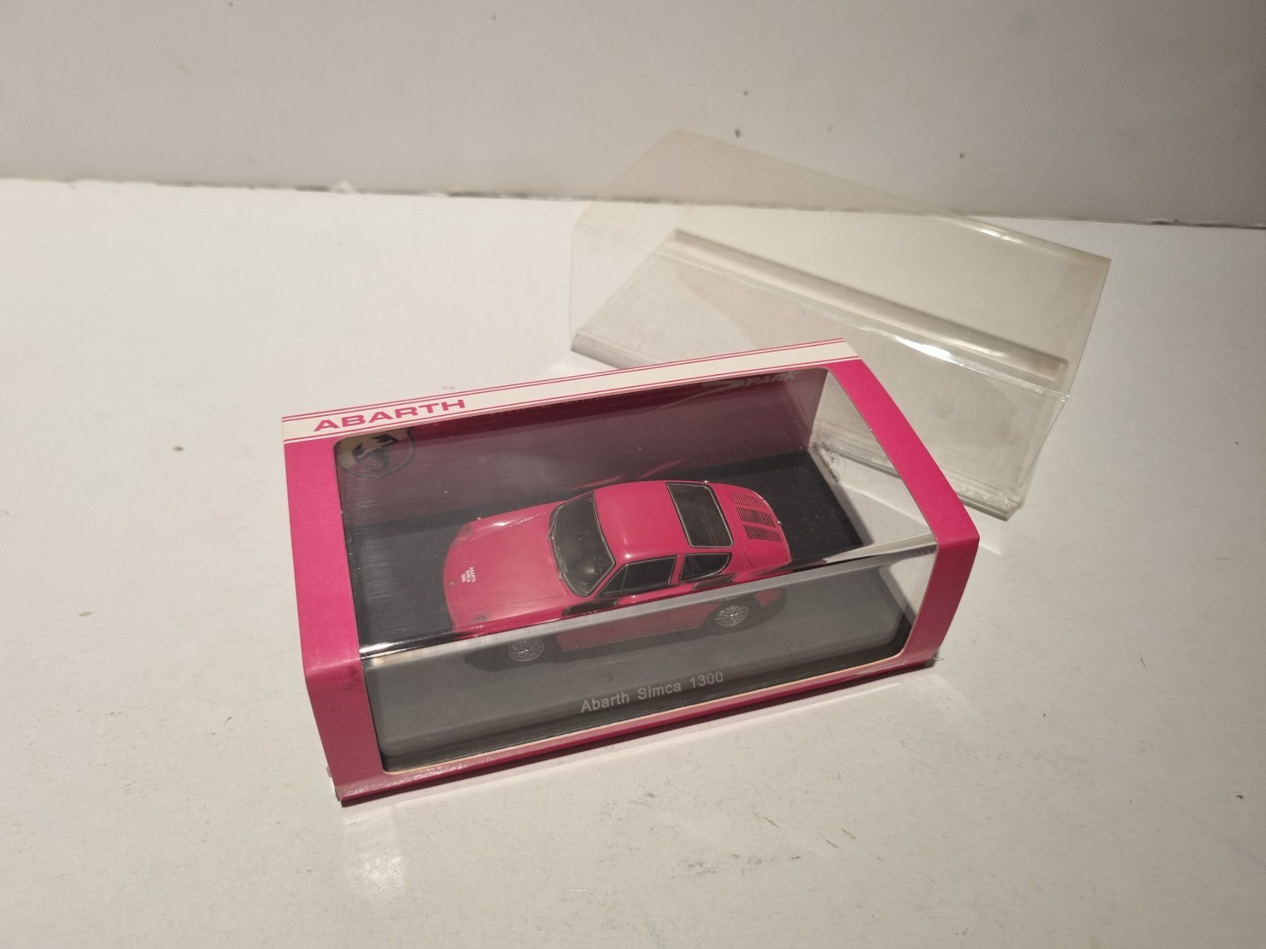 Spark Modellini d'auto: Spark, Abarth simca 1300, 1/43 – Nuovo e nell'imballaggio originale da Mission venduto da eko_gm65 3