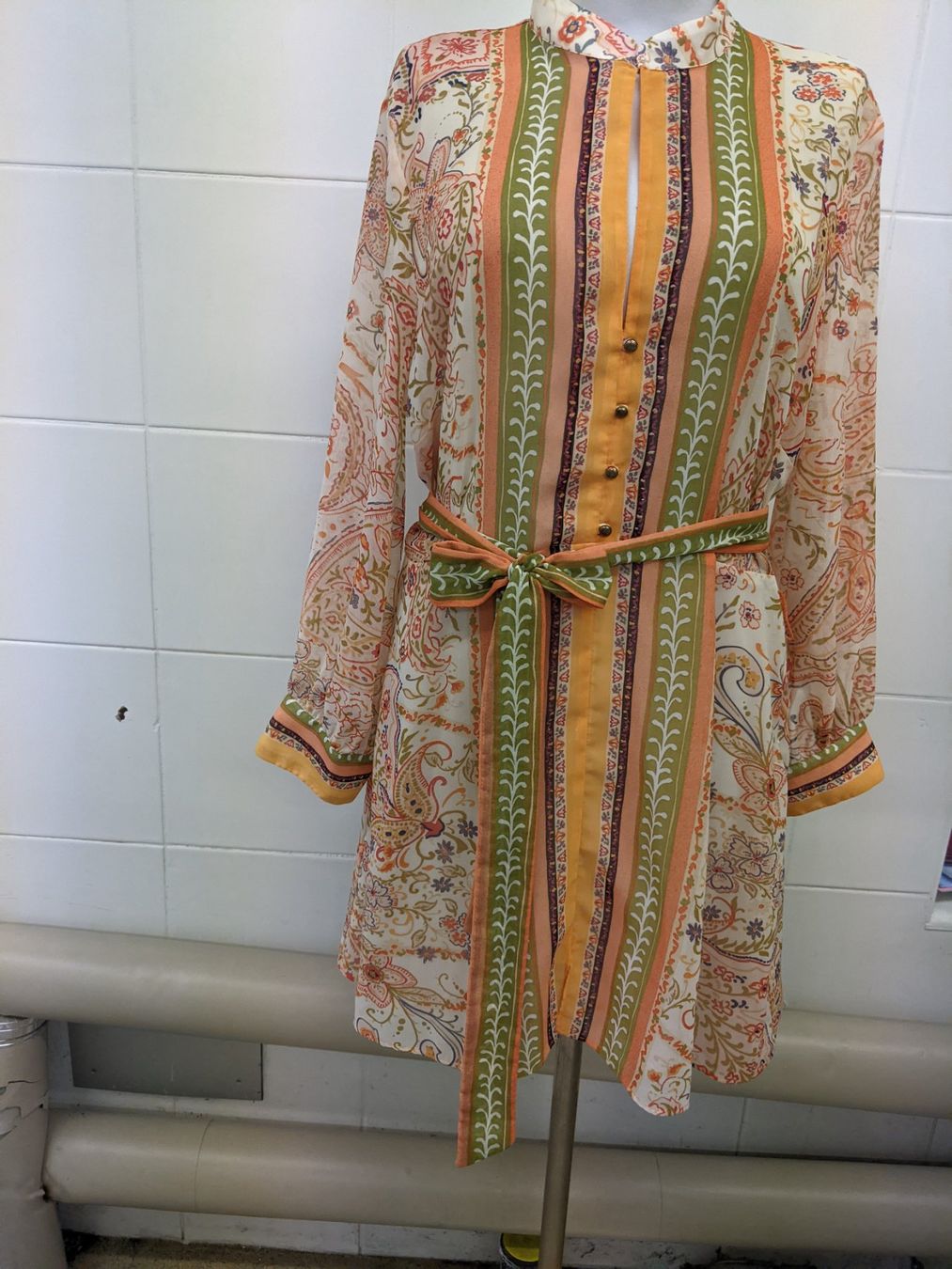 Zara Vestiti: Damenkleid Gr XL – Nuovo e nell'imballaggio originale da Langnau am Albis venduto da Judithsebi 4