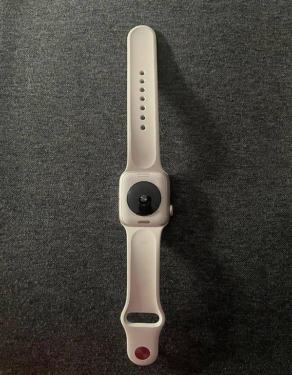 Smartwatch: Apple Watch SE GPS – Gebraucht aus Lausanne von kha_qkb5 1