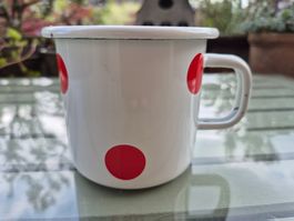 Emailletasse mit roten Tupfen, Vintage Look, Top Zustand!