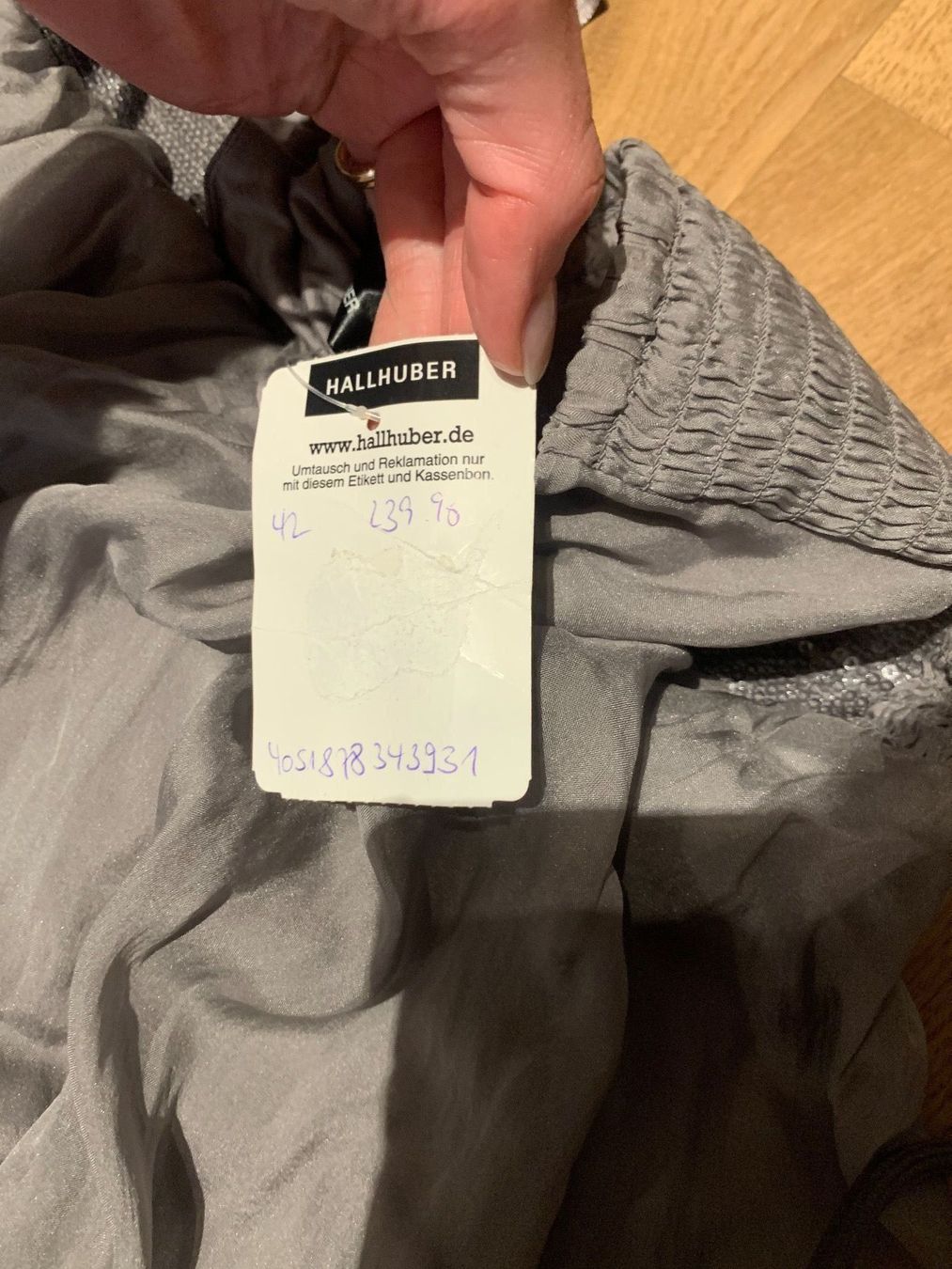 Hallhuber Vestiti: Hallhuber 100% seide Kleid grau 42 – Usato da Ottenbach venduto da Suni_82 2
