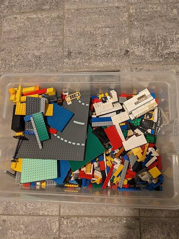 Kit di costruzioni: Grande quantità lego – Usato da Tegna venduto da cadmon 2