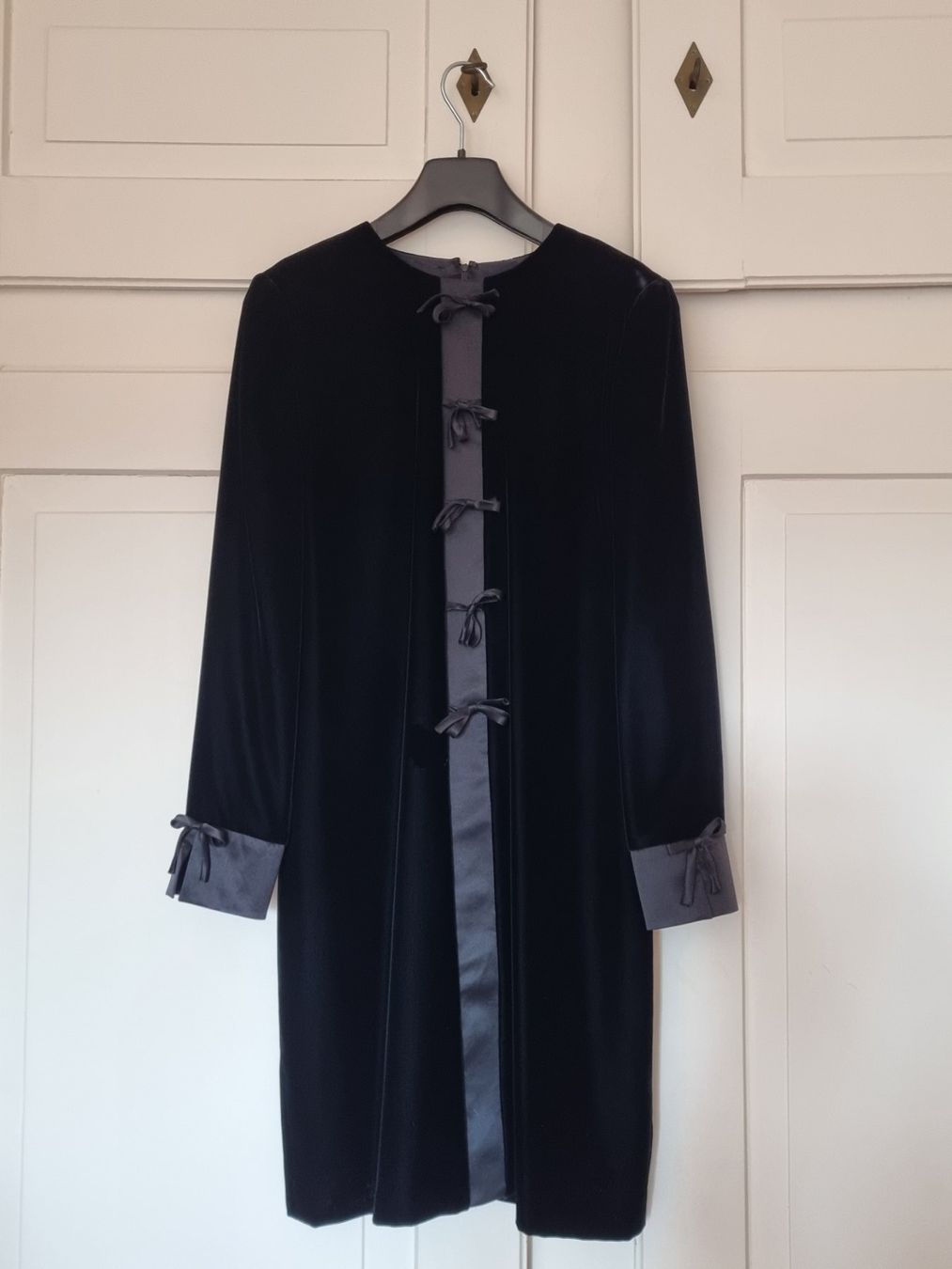 Kleider: Damenkleid, Samt & Seide, small – Gebraucht aus Winterthur von nz_23