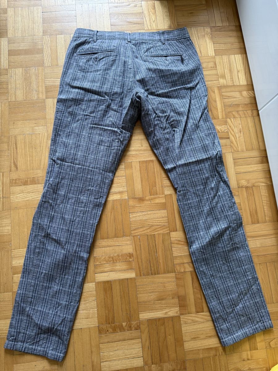 Lotti di vestiti: Herren Hosen packen 4 Stück  – Usato da Olten venduto da Tombik 3