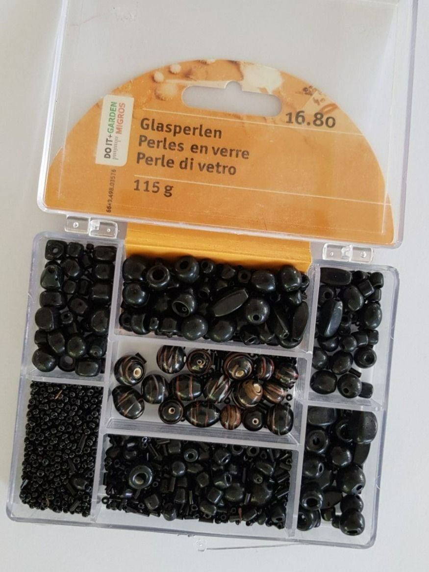 Perle (finte): Glasperlen schwarz, Set – Usato da Walterswil SO venduto da Jerry_maus 2
