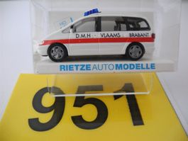 Rietze 50778 VW Sharan NEF, Nr. 951