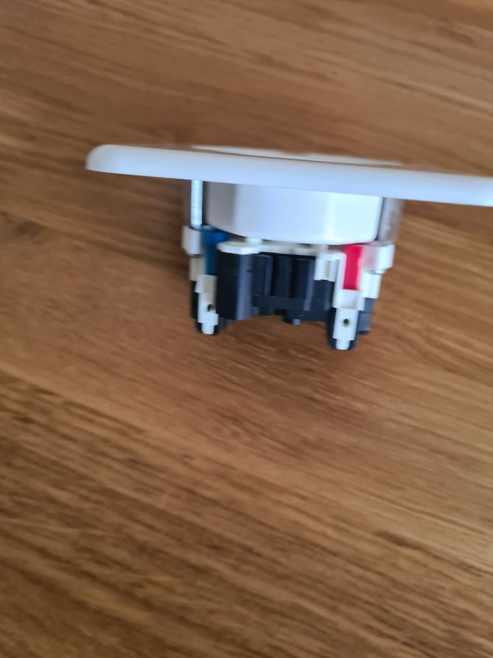 Feller Spine: Feller Steckdose Clasic 3XT13 neu – Nuovo e nell'imballaggio originale da Winterthur venduto da Jana1701 5