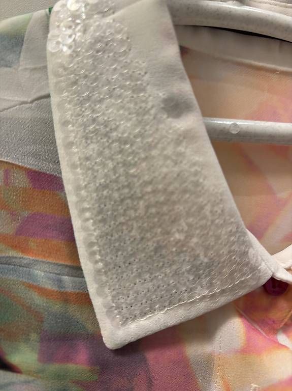Chemisiers: Camicia Guess – D'occasion à Soazza par afa_r6cx 2