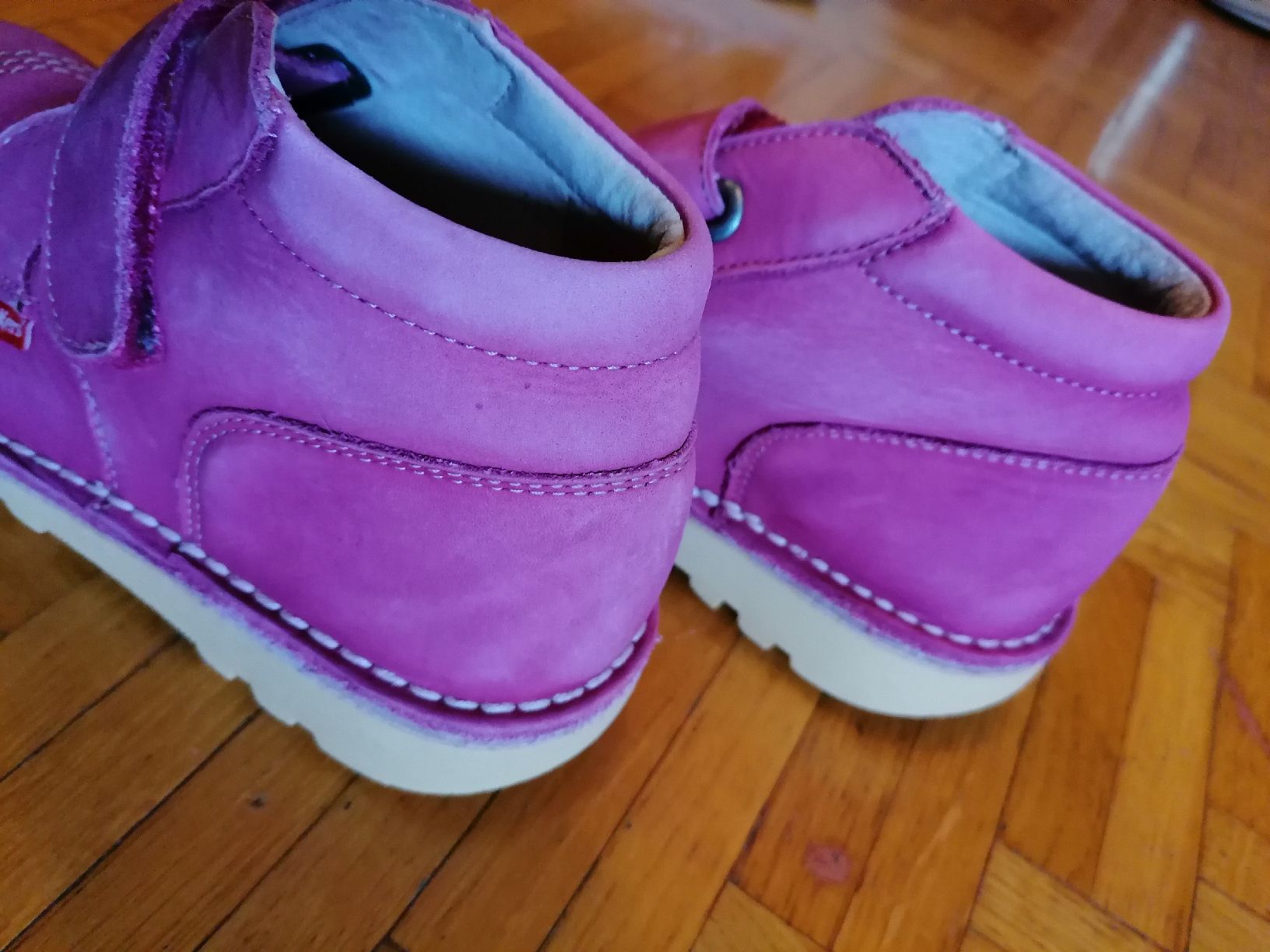 Kickers Scarpe per ragazze: Kickers rose cuir pointure 35 - 23cm – Usato da Le Mont-Pèlerin venduto da dundun1 2