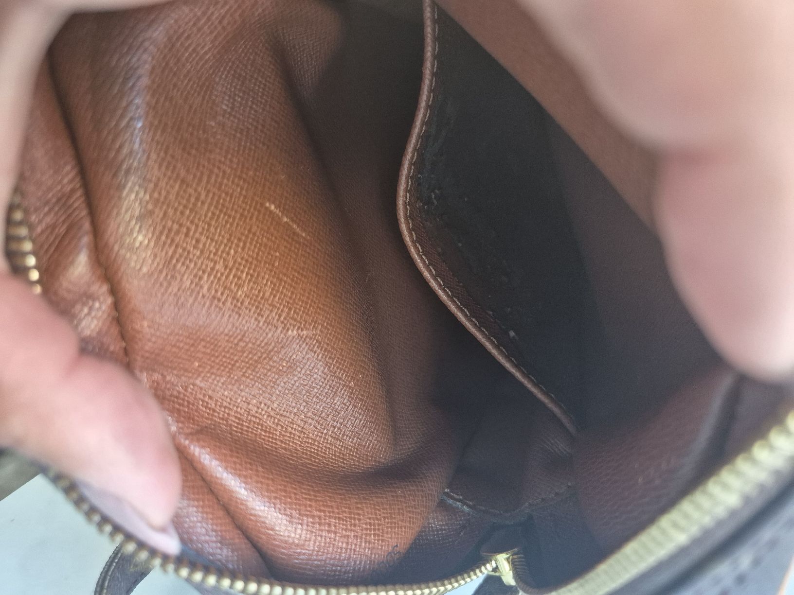 Louis Vuitton Borse da donna: Louis Vuitton Amazone (Gr. 18) – Usato da Weisslingen venduto da Airgate 5
