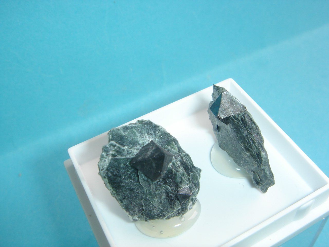 Minéraux & Lithothérapie: Magnetit perfekt Fluhalp Zermatt – Neuf (Voir description) à Büren an der Aare par Strahler0