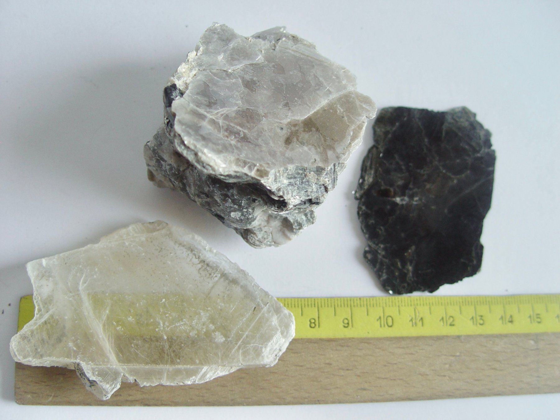 Mineralien & Heilsteine: Mineral (Glimmer / Mica) – Gebraucht aus Henggart von gernli 1