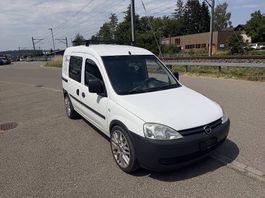 Opel Combo 1.7 CDTI  MFK 03.2026 .Navi ,AHK 8fach bereift