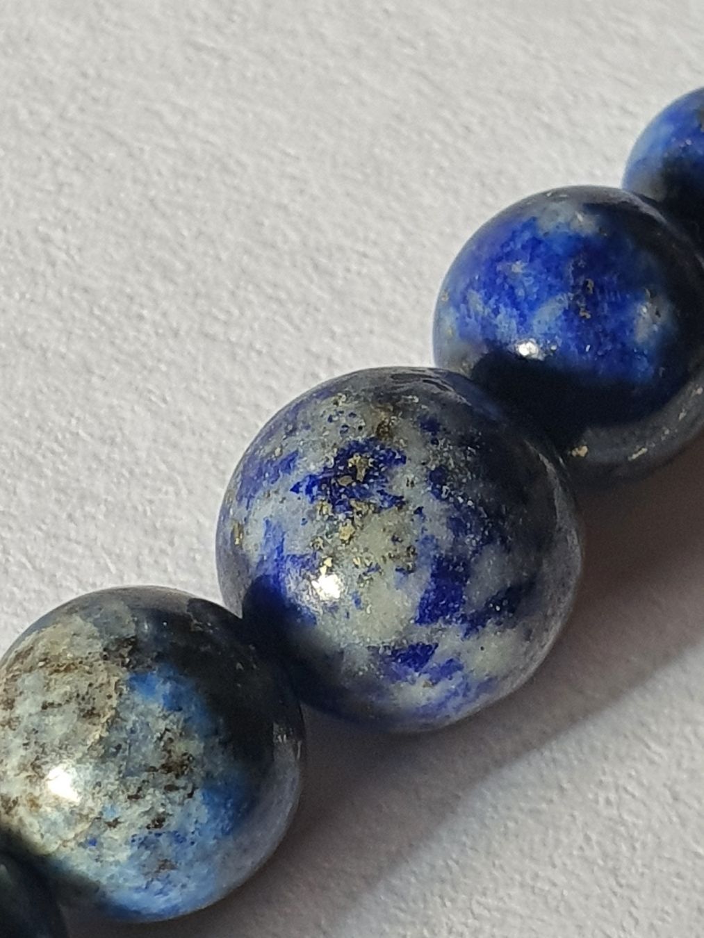 Catenine: Collier Perles et Pendentif Lapis Lazuli – Nuovo e nell'imballaggio originale da Tavannes venduto da Alkatra-kkk666 2