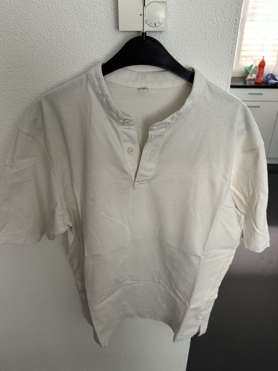 Uniqlo T-Shirts: Herren T-Shirt Uniqlo – Neu (gemäss Beschreibung) aus Schlieren von James1010
