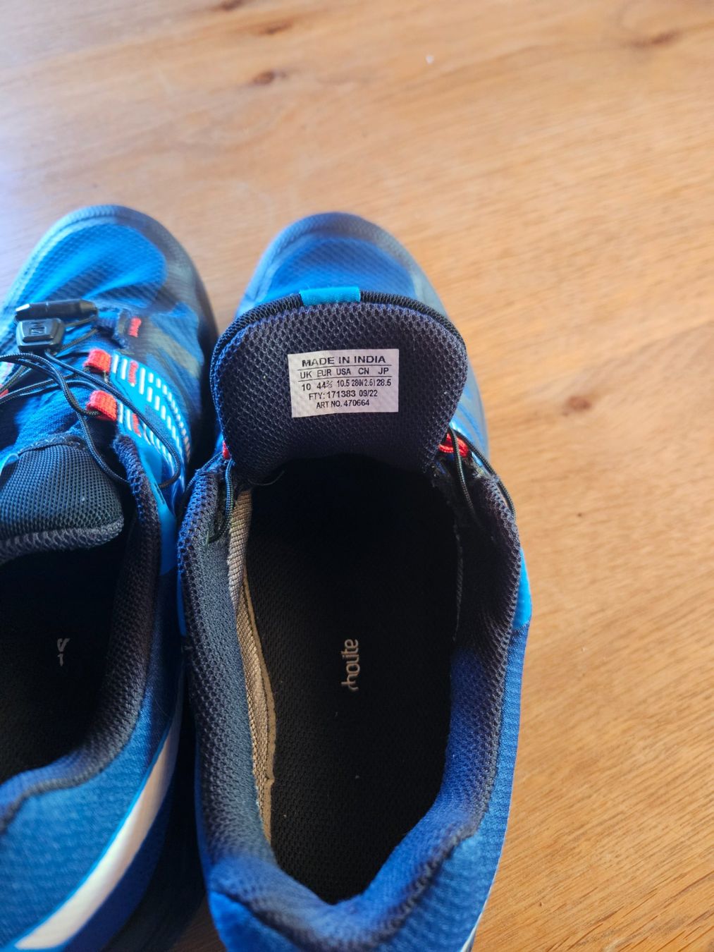 Salomon Chaussures hommes: Salomon Wanderschuhe Gr.44 2/3 – D'occasion à Kienberg par maca121 2