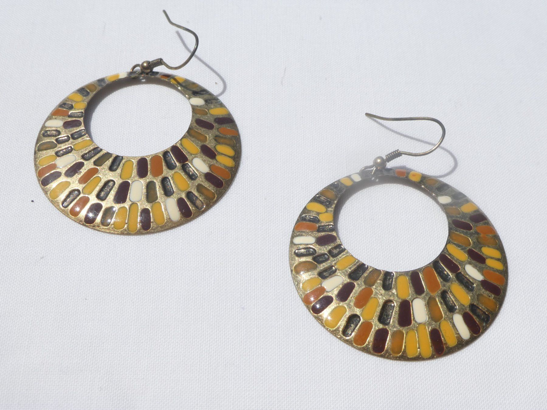 Ohrringe & -stecker: Grosse Vintage Ohrhänger, Modeschmuck – Gebraucht aus Gattikon von kaandooh 1