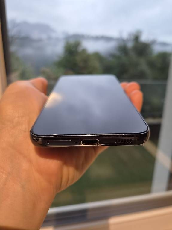 Telefoni cellulari / Smartphones: Samsung S22 128 GB – Usato da Bidogno venduto da giulia.traversa 3