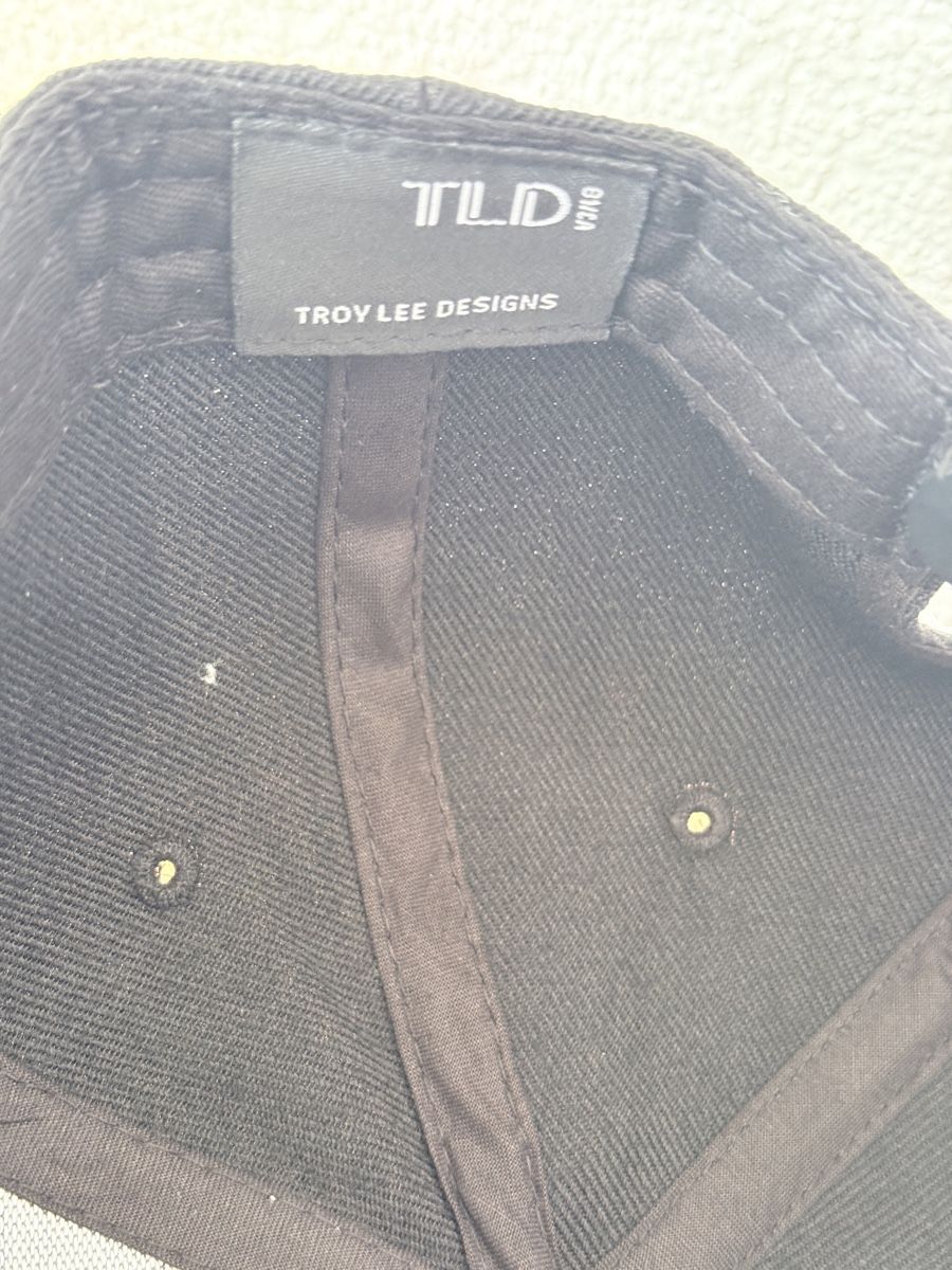 Troy Lee Copricapi, berretti & cappellini: Troy Lee Designs Cap – Nuovo e nell'imballaggio originale da Glattpark(Opfikon) venduto da Kamoteboy 2