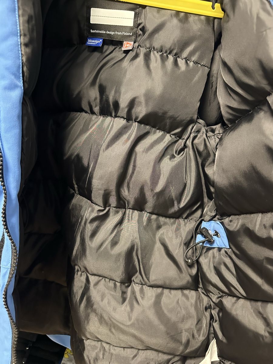 Vestes: Reima Jacke Blau – D'occasion à Hinwil par BMW-M-E60 5
