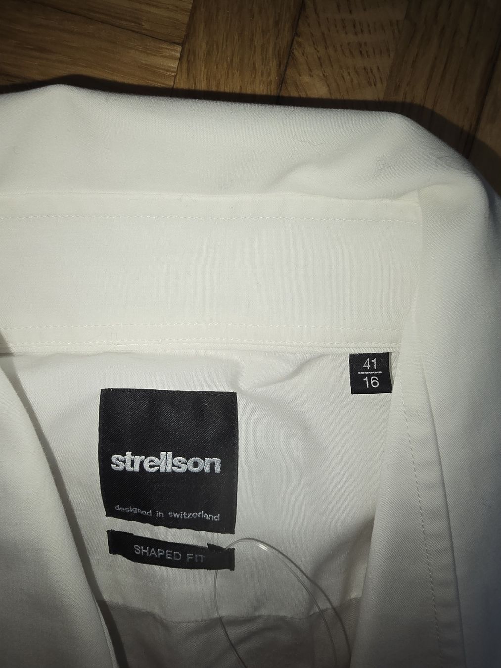 Strellson Hemden: Chemise Strellson blanche taille 41/16 neuve – Gebraucht aus Mont-sur-Lausanne von Didinho 1