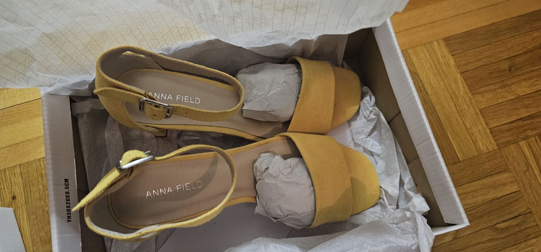 Scarpe da donna: Anna Field Yellow Heels, Size 37 – Usato da Geneve venduto da T36 2