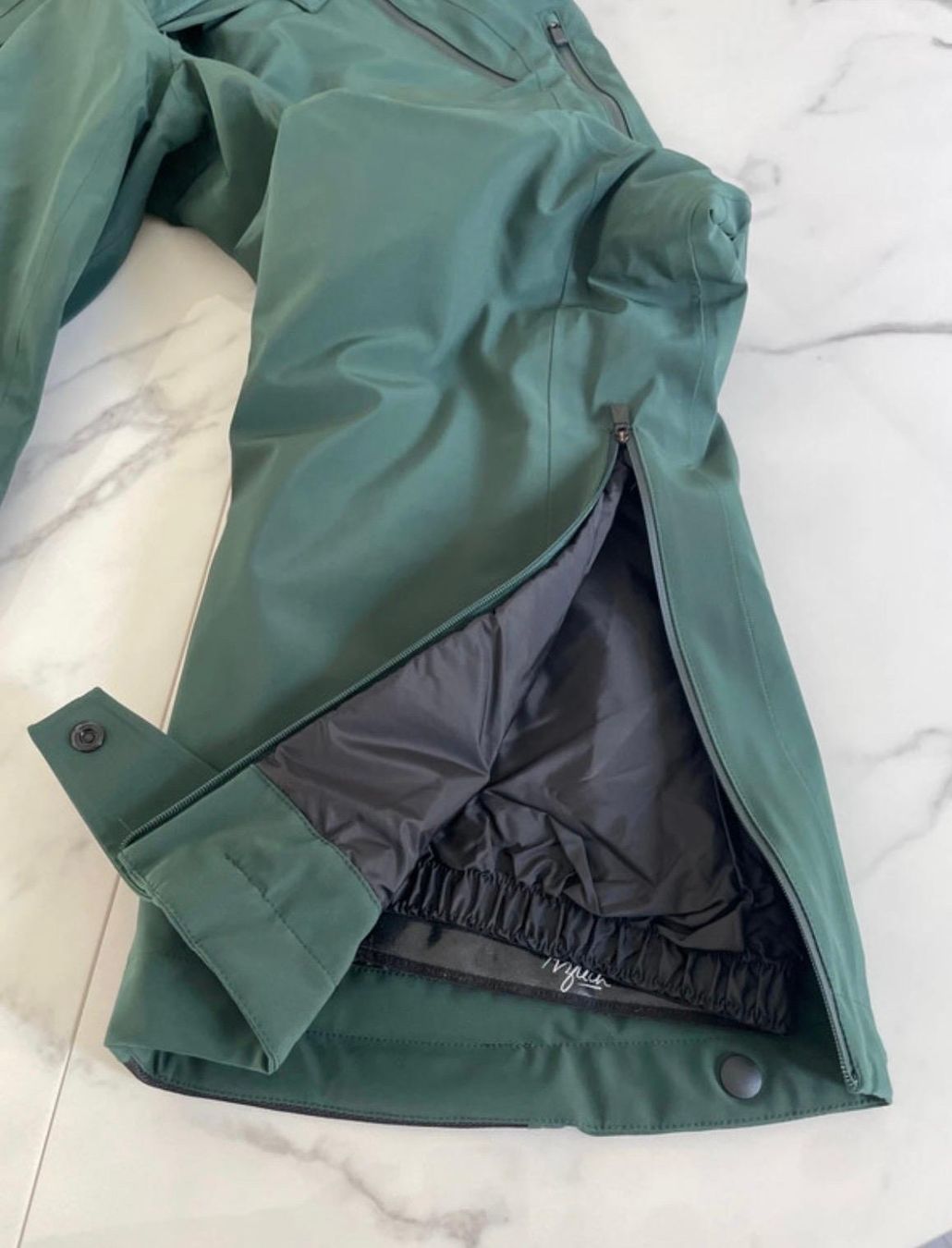 Pantaloni: Aztech ski pants green uomo – Usato da Pontresina venduto da cli_g8qv 6
